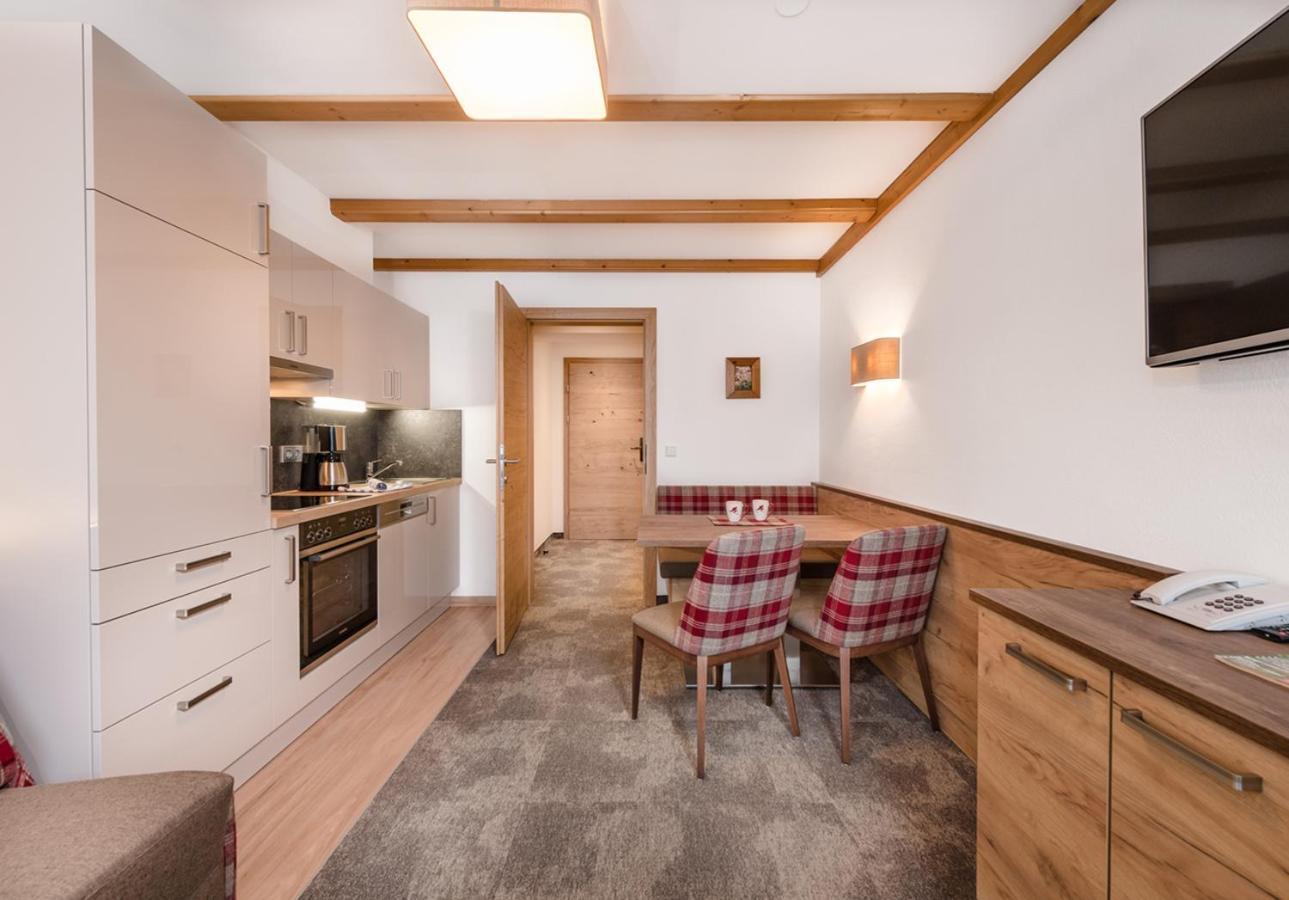 & Garni Alpenrose Apartment *