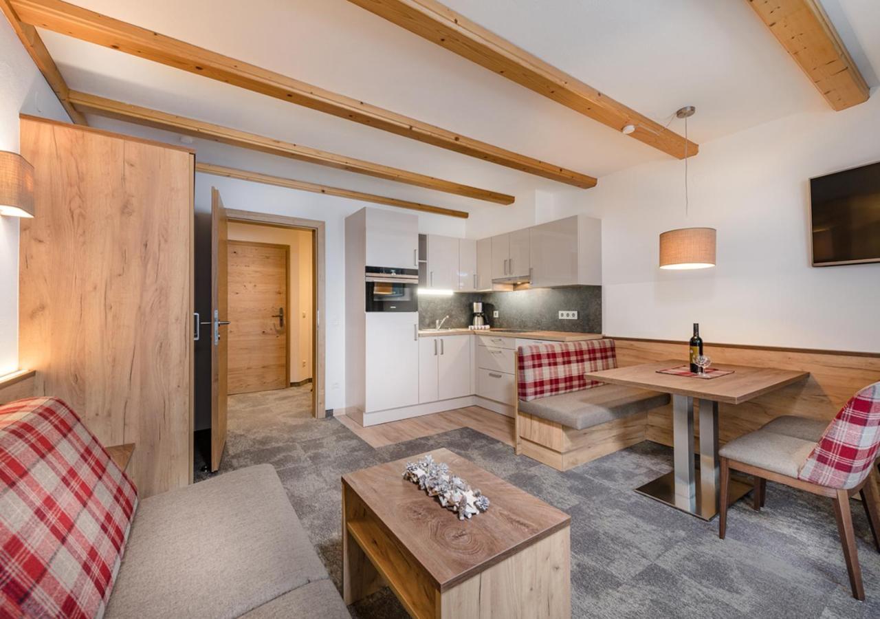 Apartment & Garni Alpenrose *